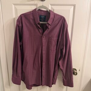 Charles Tyrwhitt Men's Burgundy Button-Down Shirt